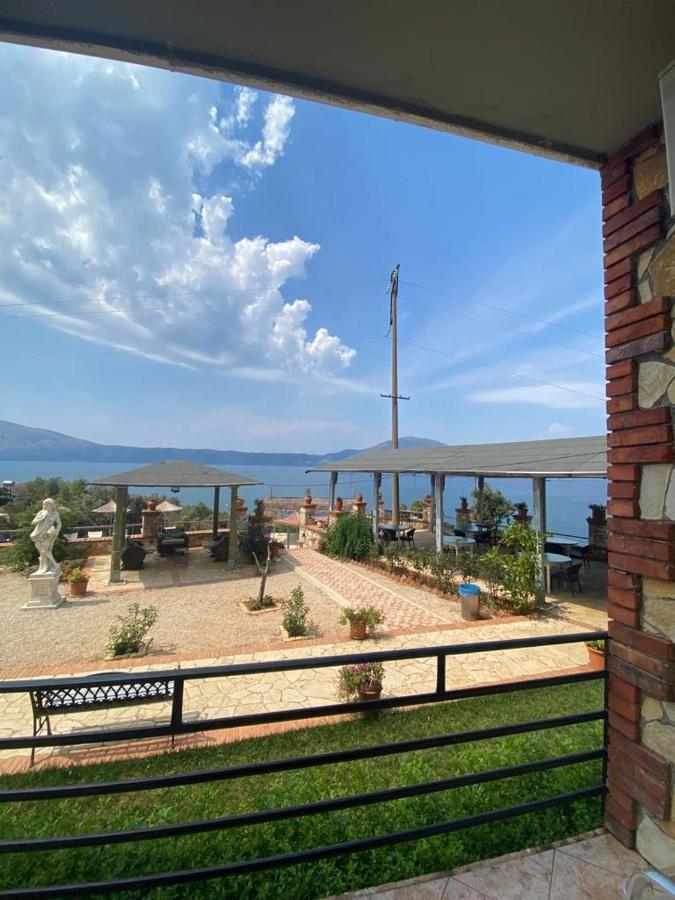 Radhimë Hotel "San Saena " מראה חיצוני תמונה