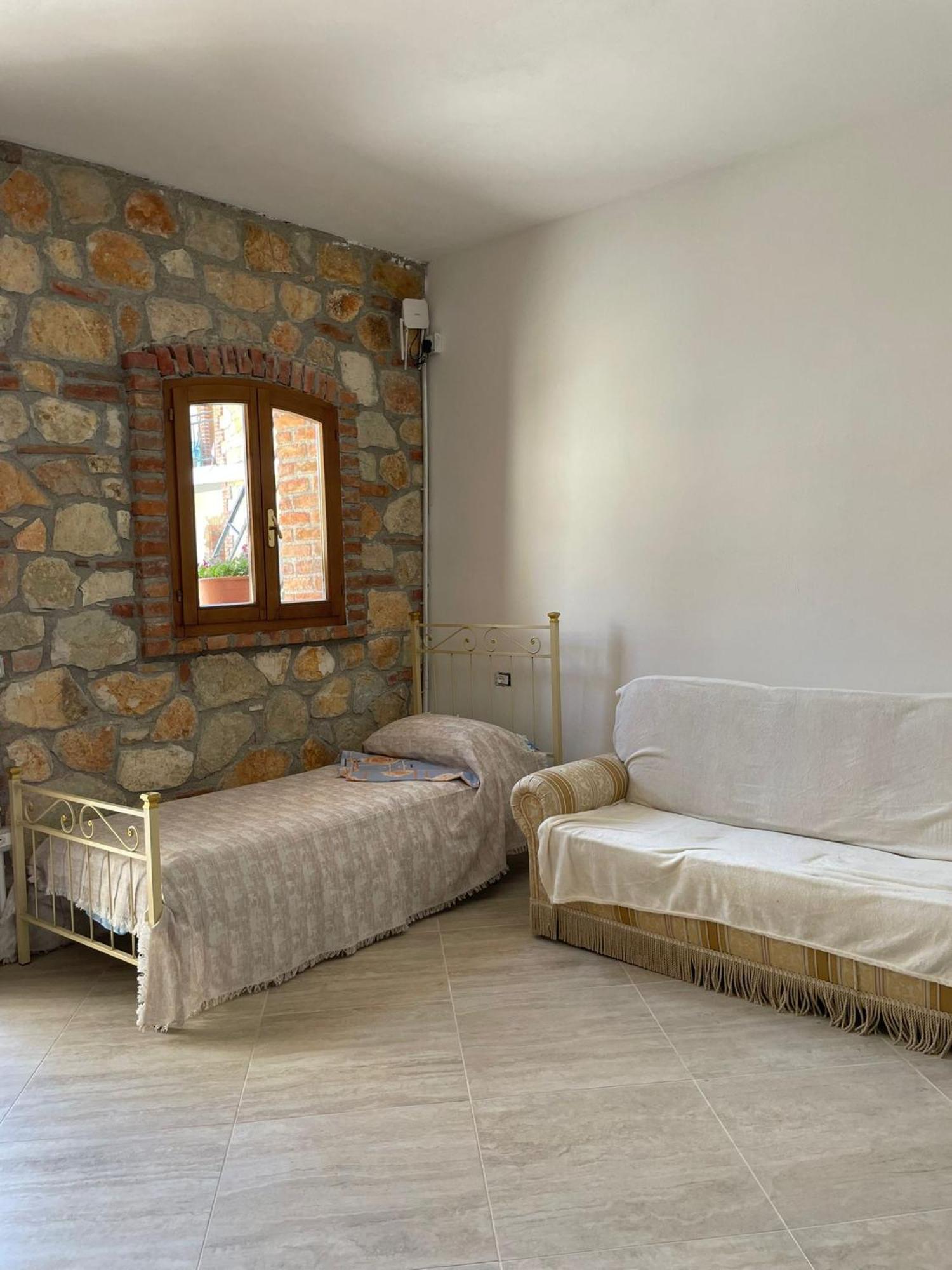 Radhimë Hotel "San Saena " מראה חיצוני תמונה