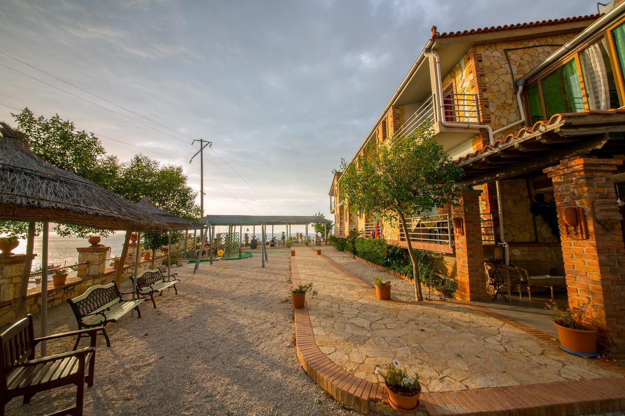 Radhimë Hotel "San Saena " מראה חיצוני תמונה