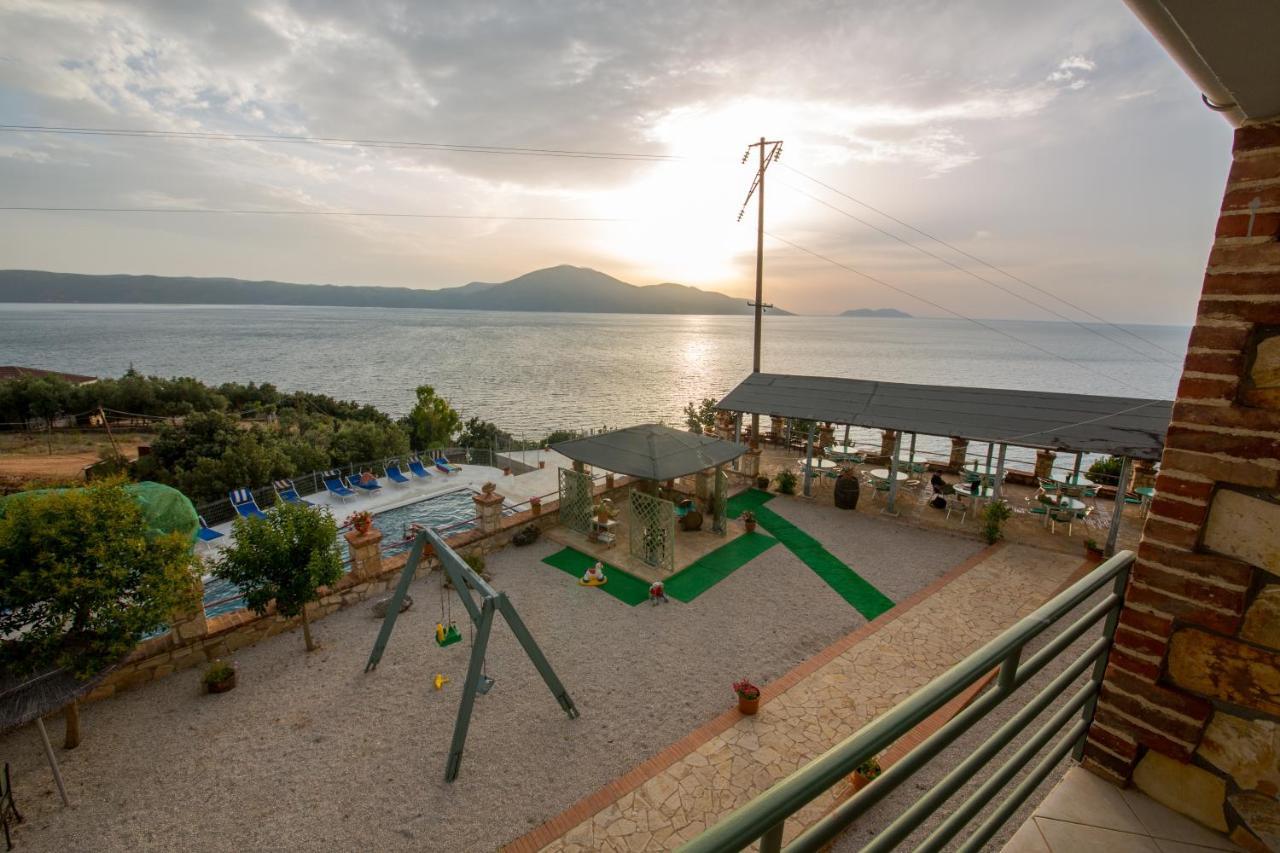 Radhimë Hotel "San Saena " מראה חיצוני תמונה